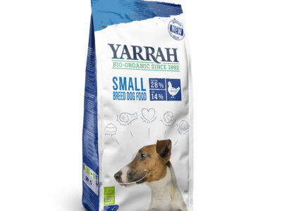 Eu acho que para cães de raça pequena com 2 kg de frango yarrah