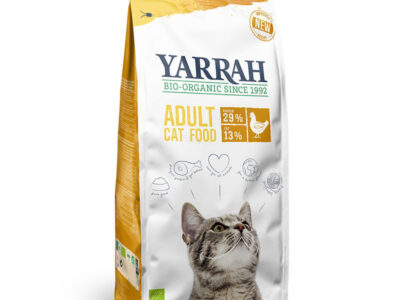 Eu acho que para gatos com frango e 800g yarrah proteína